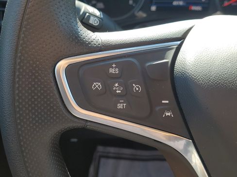 Used 2023 Chevrolet Equinox LT image 23