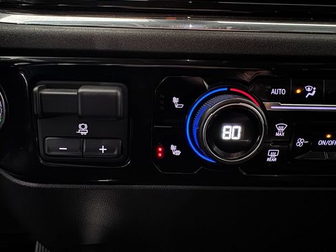 Certified 2023 Chevrolet Silverado 1500 RST w/ Redline Edition image 23