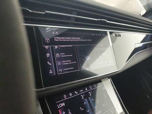New 2026 Audi RS Q8 performance AWD/4WD image 28