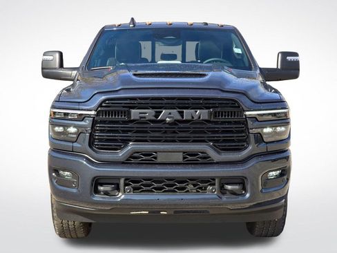 New 2026 RAM 2500 Laramie AWD/4WD image 16