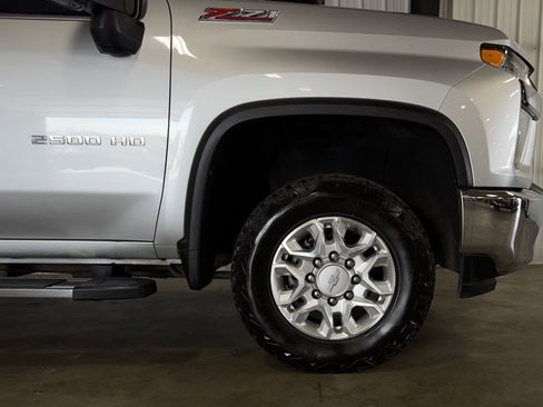 Used 2020 Chevrolet Silverado 2500 LTZ w/ LTZ Convenience Package AWD/4WD image 30