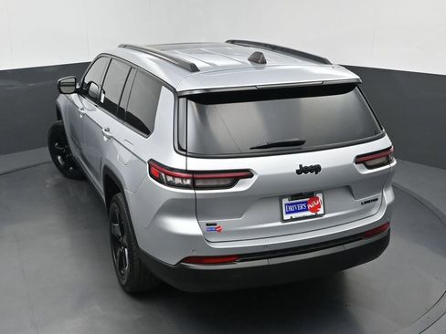 Used 2023 Jeep Grand Cherokee L Limited w/ Black Appearance Package RWD image 40