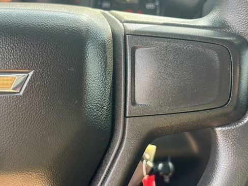 Used 2021 Chevrolet Silverado 1500 Custom image 17