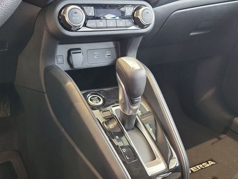 New 2025 Nissan Versa SR w/ Trunk Package image 13