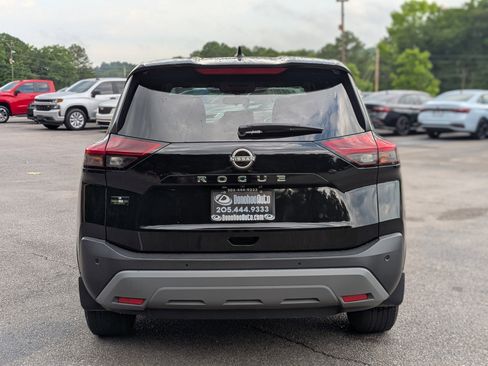 Used 2023 Nissan Rogue S FWD image 8