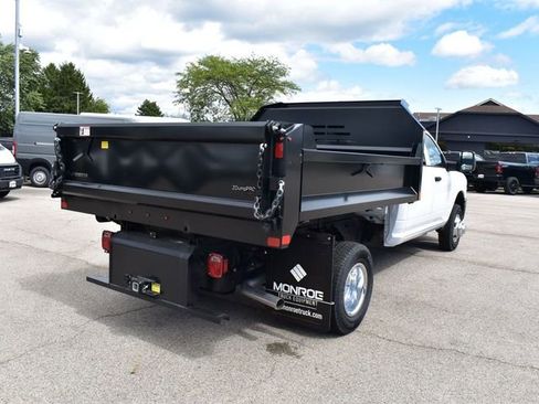 New 2024 RAM 3500 Tradesman w/ Chrome Appearance Group image 8
