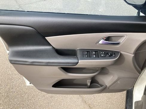 Used 2017 Honda Odyssey EX-L image 11