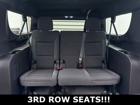 Used 2021 Chevrolet Suburban LS image 10