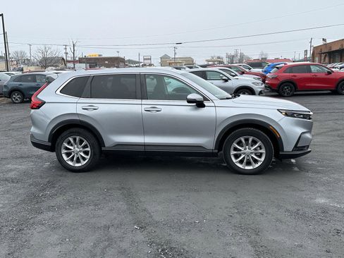Used 2023 Honda CR-V EX image 9
