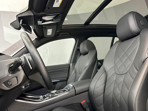 Used 2026 BMW X5 sDrive40i RWD image 25