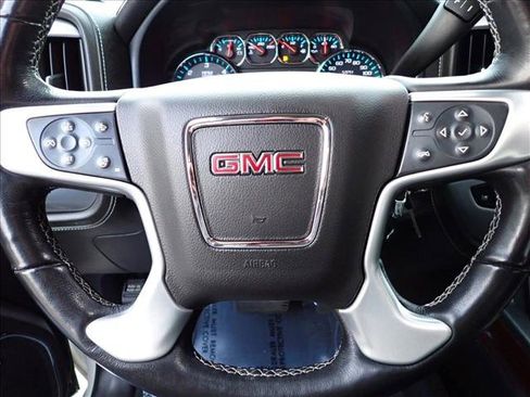 Used 2018 GMC Sierra 1500 SLT image 18