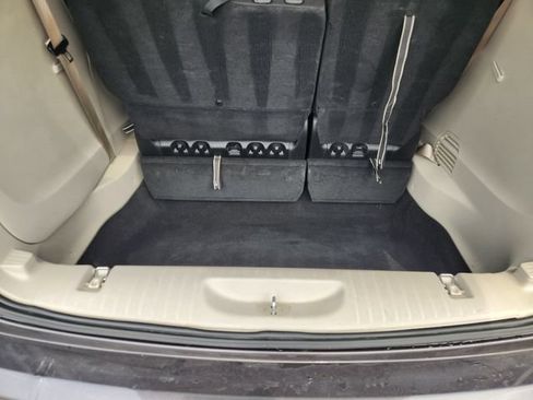 Used 2022 Chrysler Voyager LX FWD image 30