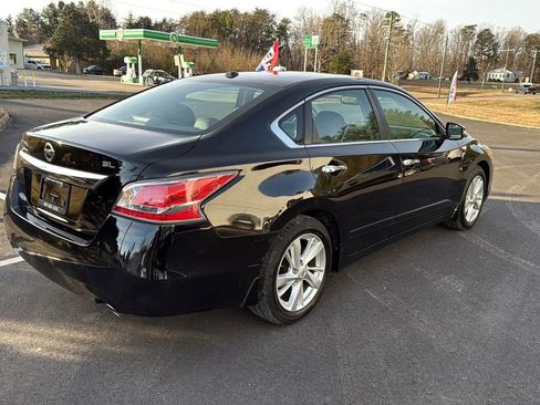 Used 2015 Nissan Altima 2.5 SL w/ Technology Package image 7