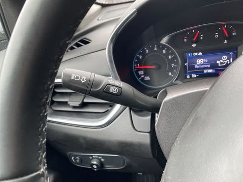 Used 2024 Chevrolet Equinox LT FWD image 23