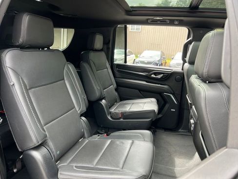 Used 2021 GMC Yukon XL Denali w/ Denali Premium Package image 41