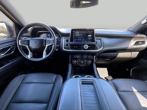 Used 2024 Chevrolet Tahoe Z71 w/ Z71 Off-Road Package AWD/4WD image 15