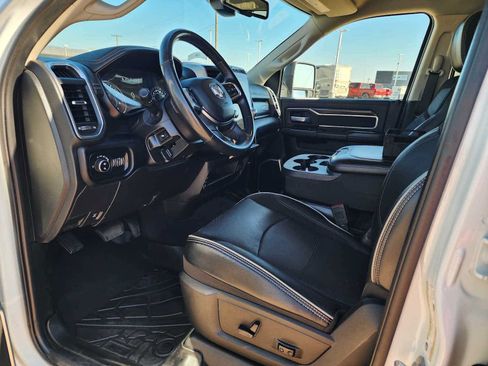 Used 2024 RAM 2500 Laramie AWD/4WD image 15