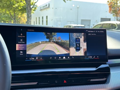 Certified 2025 BMW 530i xDrive w/ M Sport Package image 23