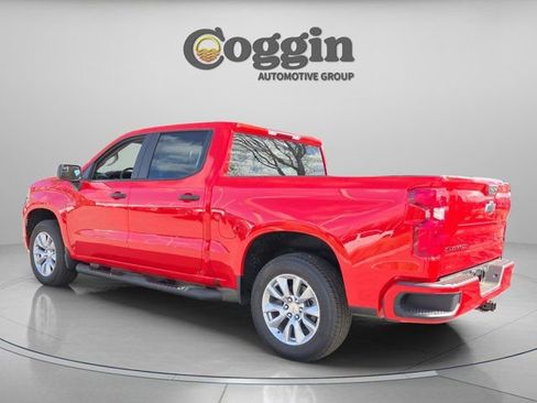 New 2026 Chevrolet Silverado 1500 Custom w/ LPO, Dark Essentials Package RWD image 4