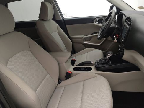 Used 2021 Kia Soul LX image 21