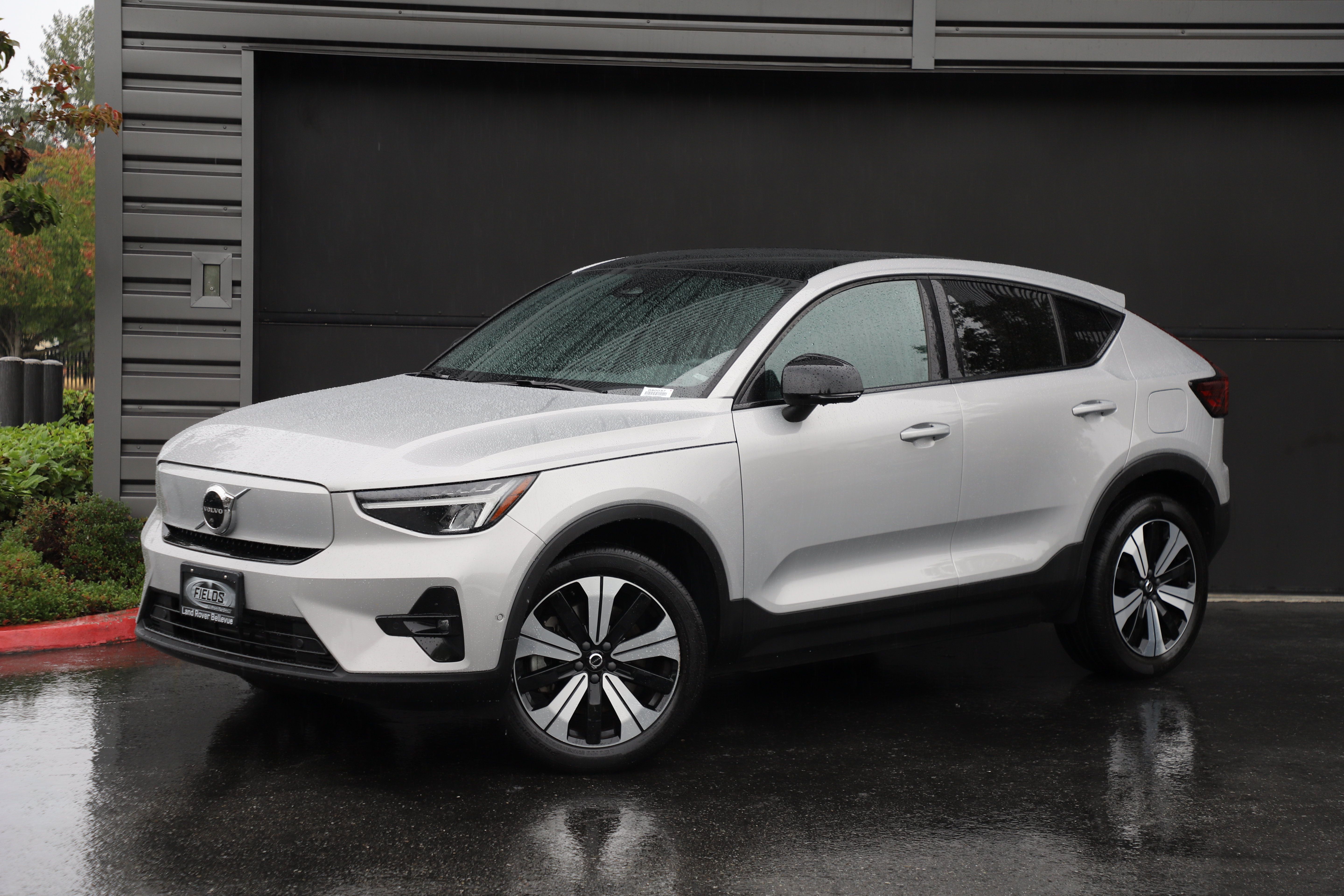 Used 2023 Volvo C40 P8 Recharge Plus AWD/4WD image 1