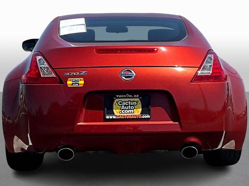 Used 2014 Nissan 370Z Coupe image 4