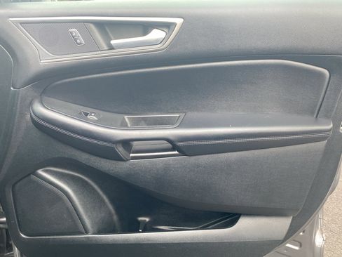 Certified 2022 Ford Edge SEL w/ Convenience Package image 7