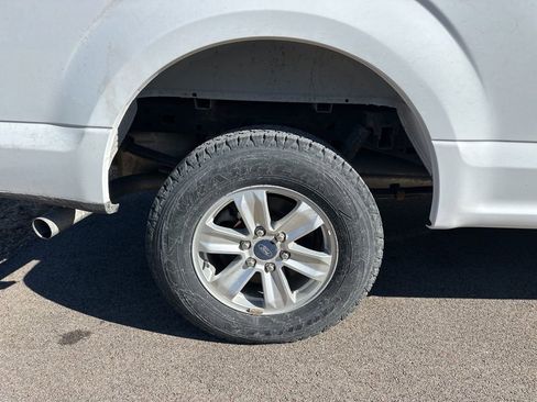 Used 2019 Ford F150 XLT w/ Trailer Tow Package image 8