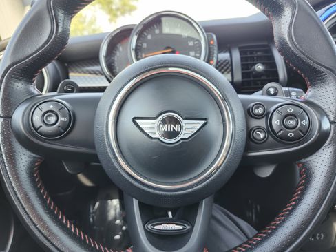 Used 2015 MINI Cooper S FWD image 25