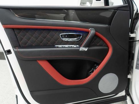 Used 2020 Bentley Bentayga Speed image 25