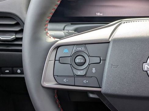 New 2026 Nissan Sentra SR w/ SR Premium Package image 17