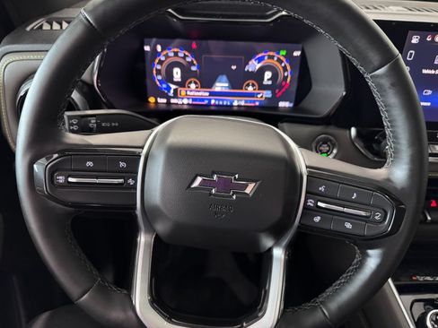 Certified 2025 Chevrolet Colorado ZR2 AWD/4WD image 14