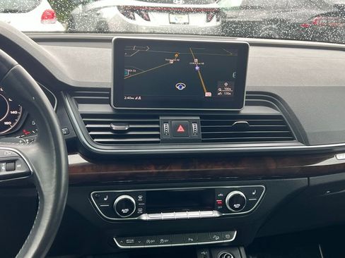 Used 2019 Audi Q5 2.0T Premium Plus w/ Premium Plus Package AWD/4WD image 20