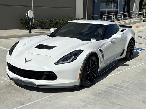 Used 2019 Chevrolet Corvette Grand Sport image 7