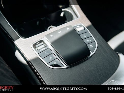 Used 2022 Mercedes-Benz GLC 300 4MATIC image 34