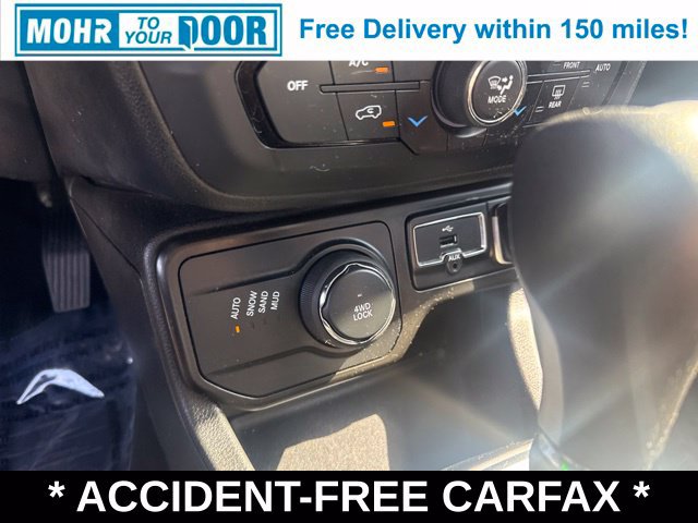 Used 2021 Jeep Renegade Latitude AWD/4WD image 27