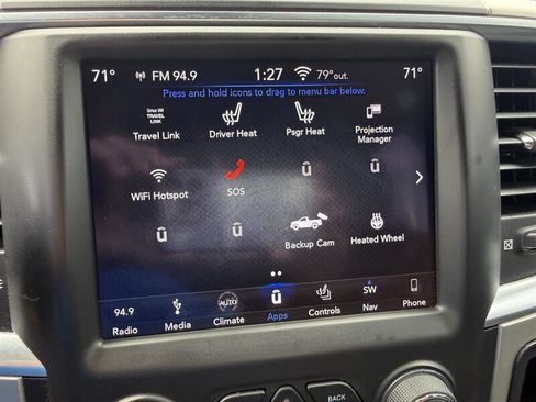 Used 2019 RAM 1500 Classic SLT w/ SLT Plus D←cor Group AWD/4WD image 17