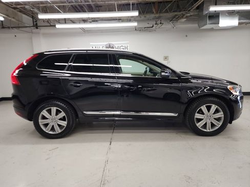 Used 2016 Volvo XC60 T6 image 7