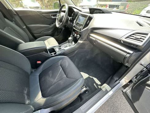 Certified 2023 Subaru Forester Premium AWD/4WD image 19