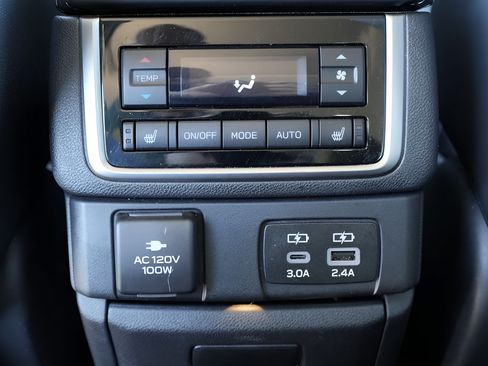Used 2024 Subaru Ascent Touring AWD/4WD image 20