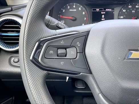 Used 2026 Chevrolet Trax LS w/ LS Convenience Package FWD image 11