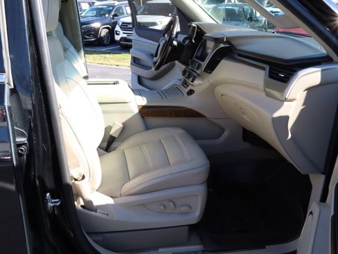 Used 2019 GMC Yukon XL Denali w/ Open Road Package image 22