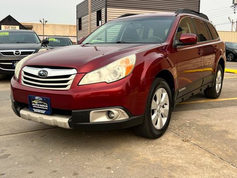 Used 2012 Subaru Outback 2.5i Limited AWD/4WD image 3