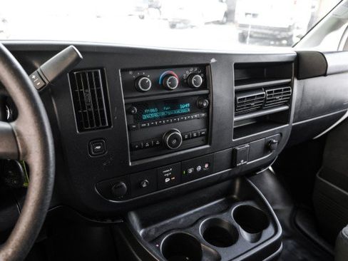 Used 2020 Chevrolet Express 3500 w/ Driver Convenience Package RWD image 15