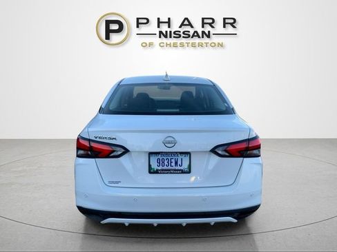 Used 2025 Nissan Versa SV w/ Trunk Package FWD image 4