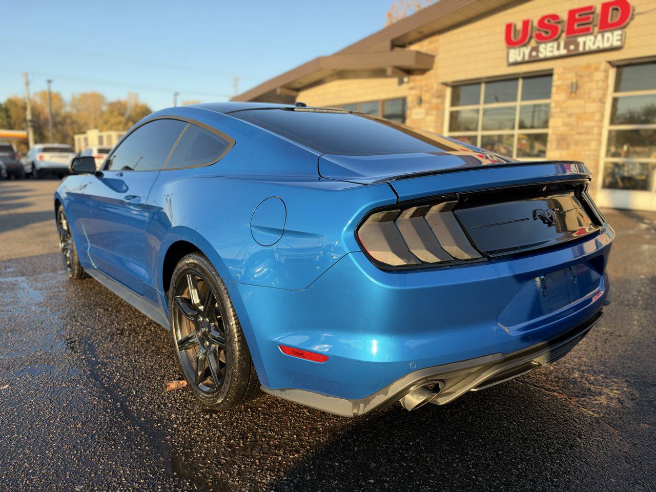 Used 2019 Ford Mustang Coupe w/ Equipment Group 101A RWD image 9