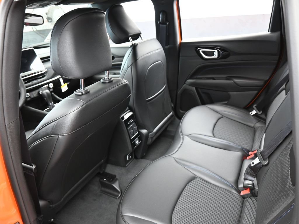 New 2026 Jeep Compass Latitude AWD/4WD image 27