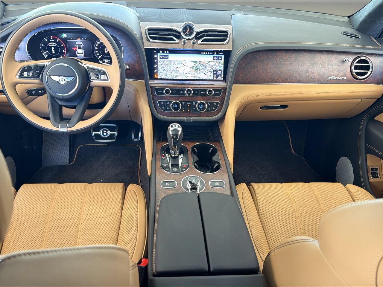 Used 2025 Bentley Bentayga AWD/4WD image 22
