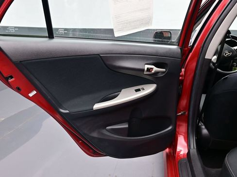 Used 2012 Toyota Corolla S FWD image 23