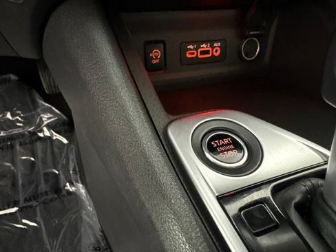 Used 2025 Nissan Sentra SV FWD image 29